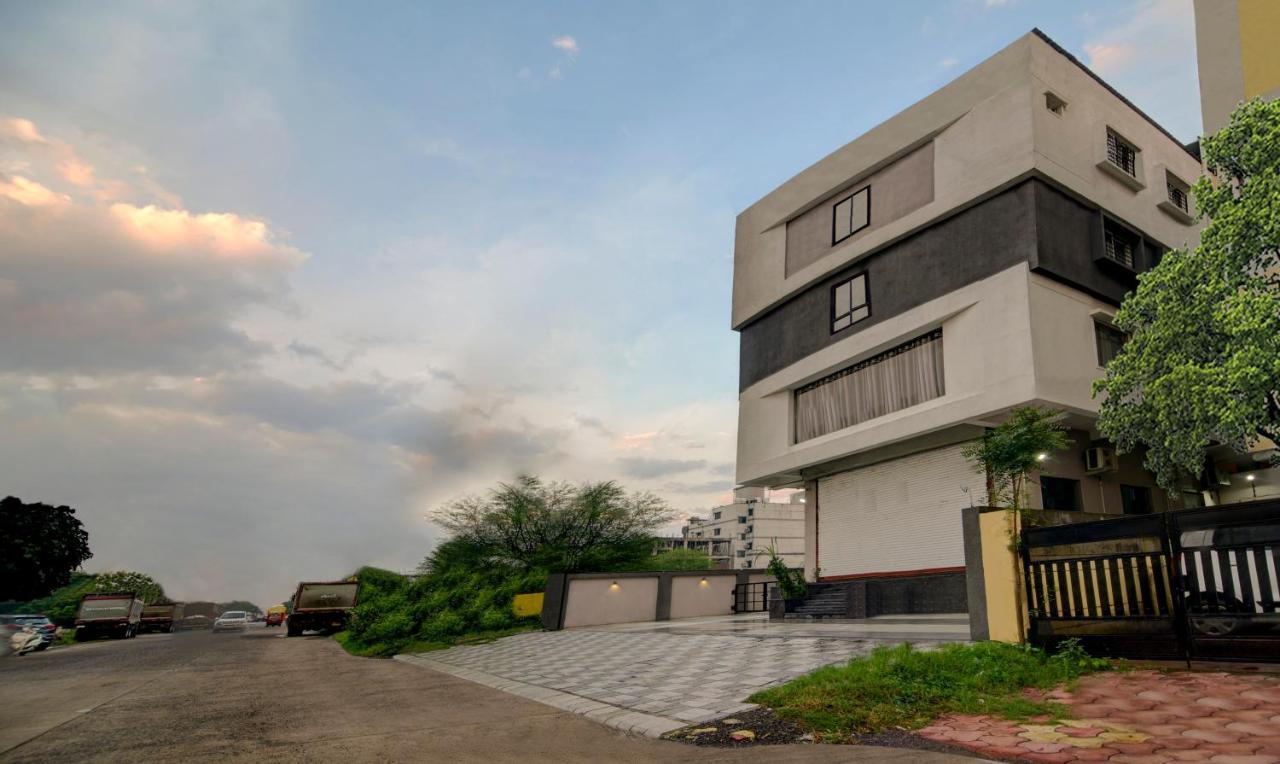 Hotel Signature Planet Indore Buitenkant foto
